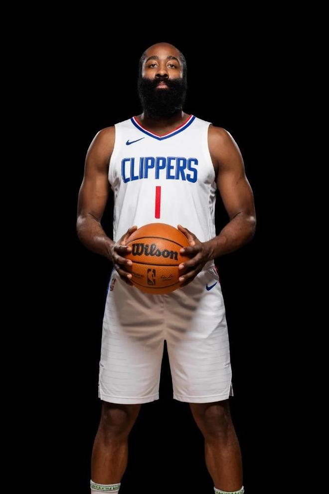 哈登迎来十五赛季高光表现,曼联球迷沸腾! 哈登迎来十五赛季高光表现,曼联球迷沸腾!